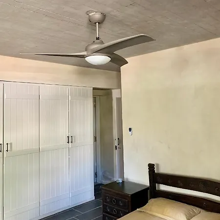 Marre Villa Paralia Kiparissi