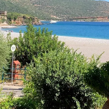 Marre Villa