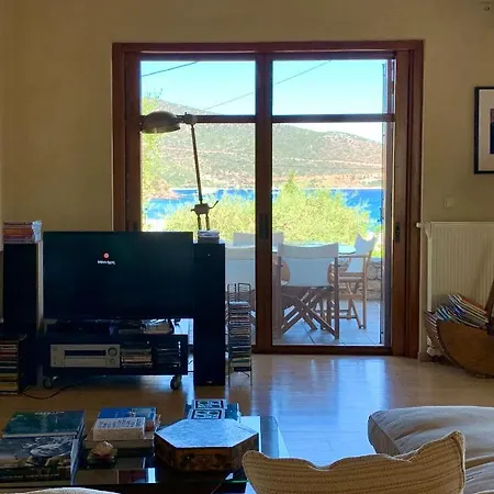 Villa Marre Paralia Kiparissi